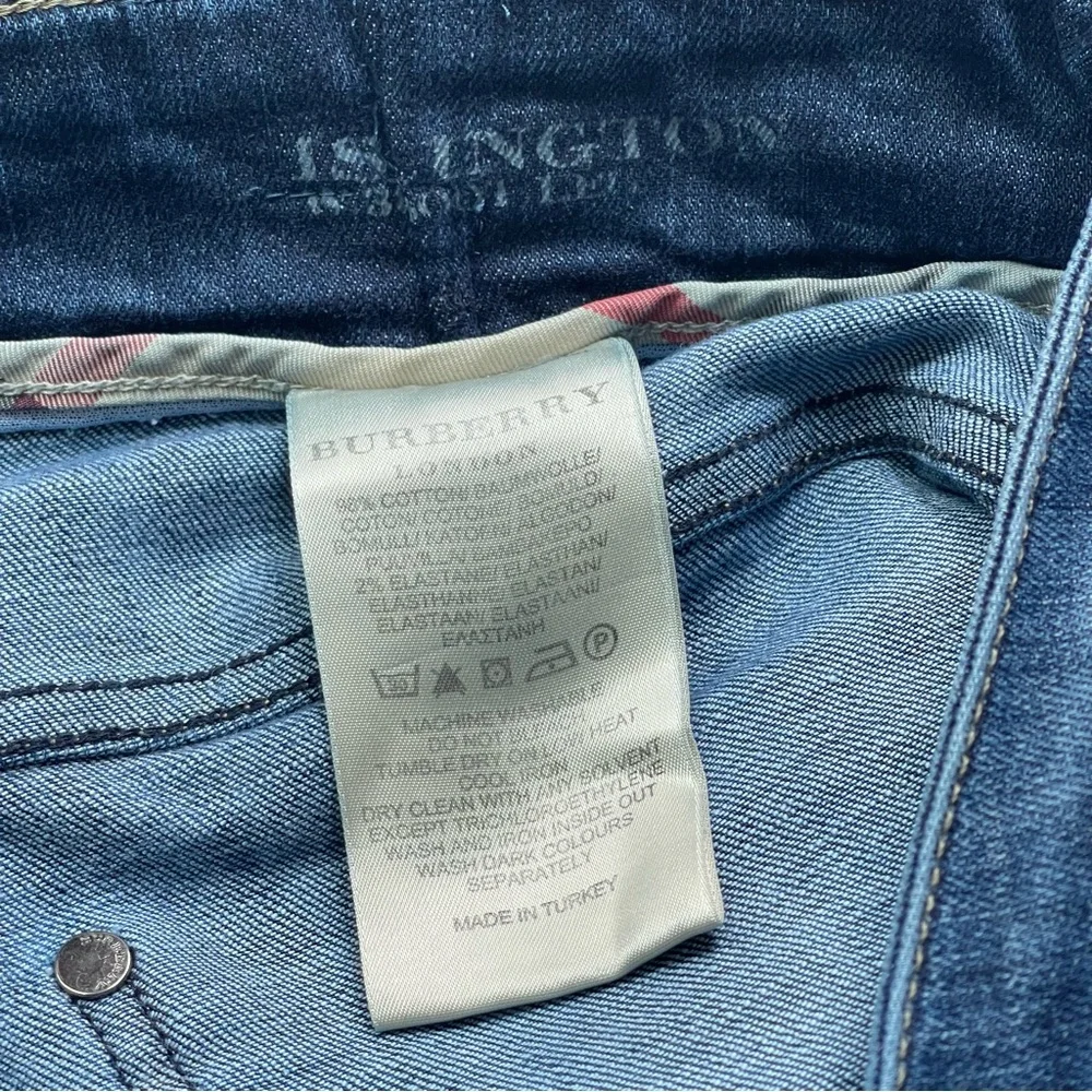 Burberry London Islington Boot Leg Blue Denim Bootcut Jeans  W31 Distressed - Picture 6 of 16